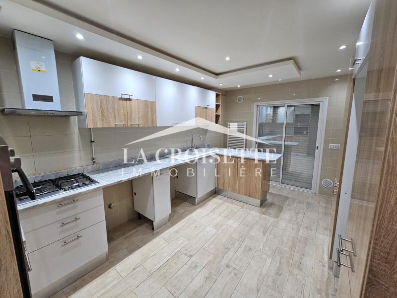 Etage de villa S+2 à La Marsa